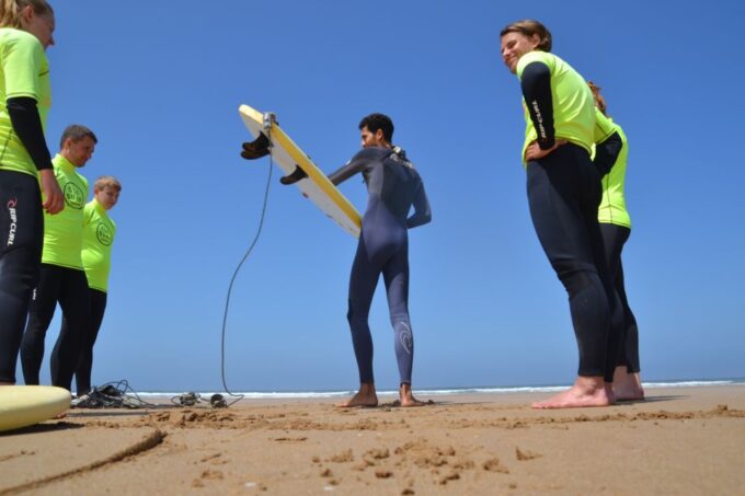 Taghazout: 5-Day Surfing Course for Beginners With Lunch - Instructor and Support