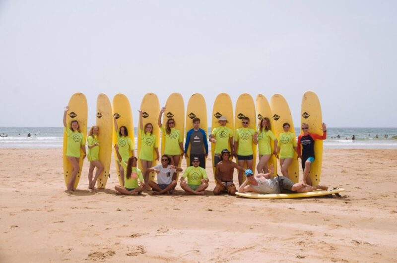 Taghazout: Beginner Surf Course With Free Session & Lunch - Surfboard and Wetsuit Provision