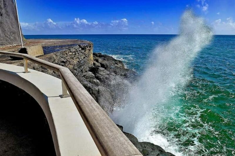Tahiti: West and East Coast Island Tour with Waterfalls - Key Points