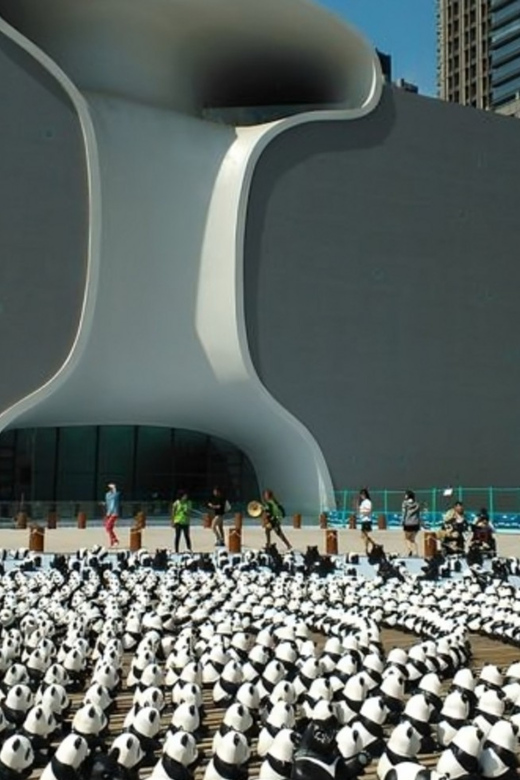 Taichung City: Sightseeing Walking Tour With a Local Guide - Experience and Insights