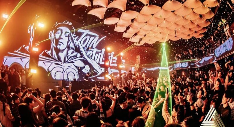 Taichung Crawl Bar & Nightclub Tour(Fun Dance of Guide ) - Experience Highlights
