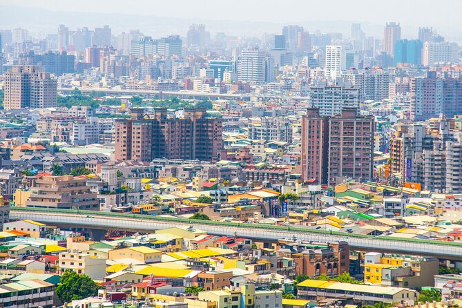 Taichung Private Custom Walking Tour With a Guide - Pickup and Meeting Details