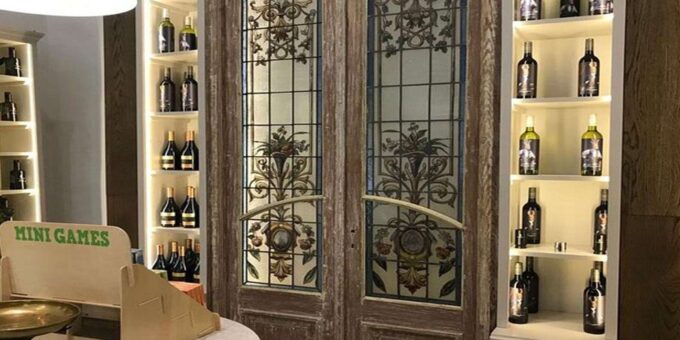 Tailor Made Stellenbosch and Franschhoek Winelands Day Tour - Important Information