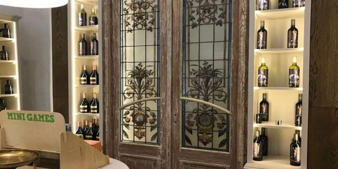 Tailor Made Stellenbosch and Franschhoek Winelands Day Tour - Mont Rochelle Estate Tour