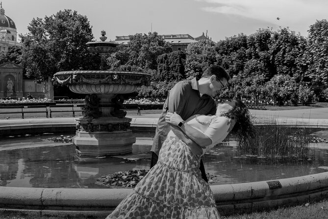 Tailored Fun and Private Photo Shoot in Vienna - Booking and Reviews