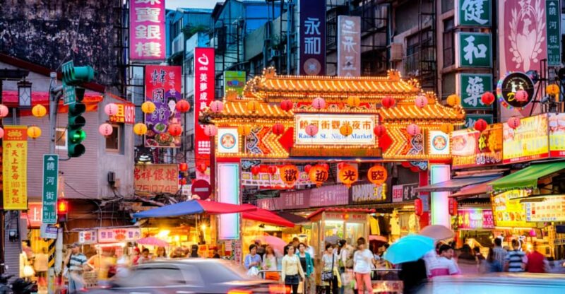 Taipei: 2-Hour Raohe Night Market Walking Tour - Itinerary and Highlights