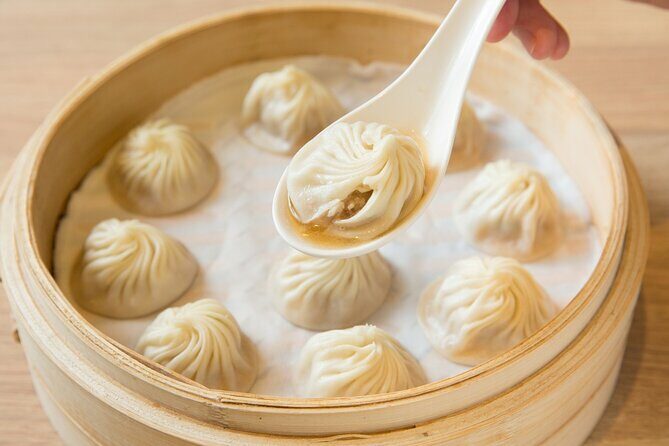 Taipei at Night: 101 Express, Din Tai Fung, Raohe Night Market - Key Points