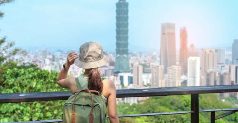 Taipei: City Highlights Private Sightseeing Tour With Guide - Itinerary Highlights