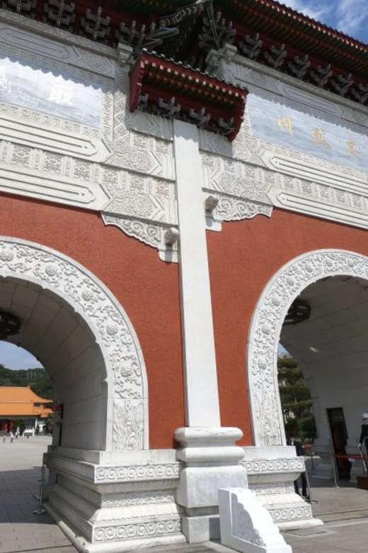 Taipei: City Highlights Private Sightseeing Tour With Guide - National Palace Museum