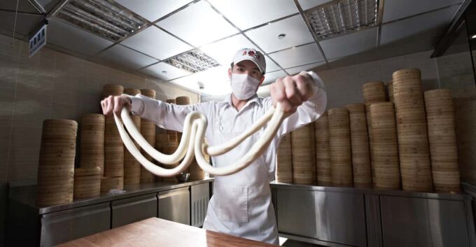 Taipei: Din Tai Fung Restaurant Experience - Important Visitor Information