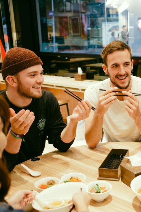 Taipei Food Tour: Yongkang Street for Foodies - Sampling Dumplings