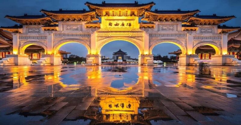 Taipei: Highlight Attractions Walking Tour - Itinerary and Highlights