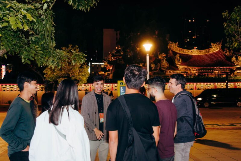 Taipei: Historic Night Market Food Tour With Tastings - Convenient Transportation
