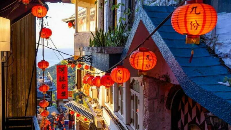 Taipei: Jiufen and Shihfen Half Day Tour - Who Should Consider This Tour?
