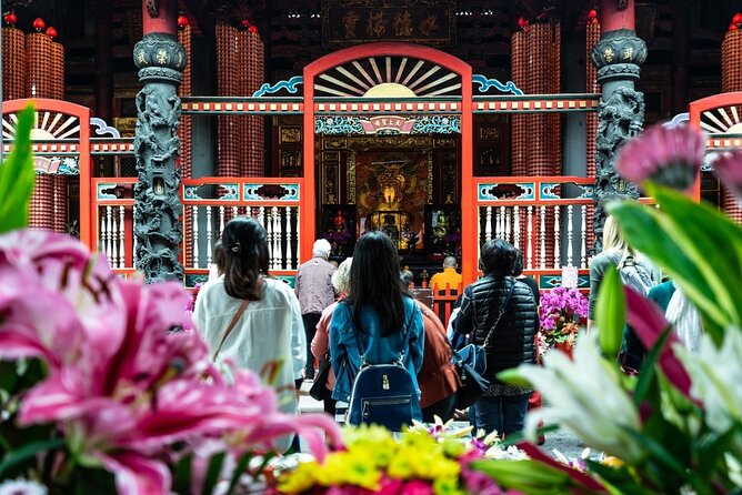 Taipei: Layover Experience With A Local Host - Explore Taipeis Neighborhoods