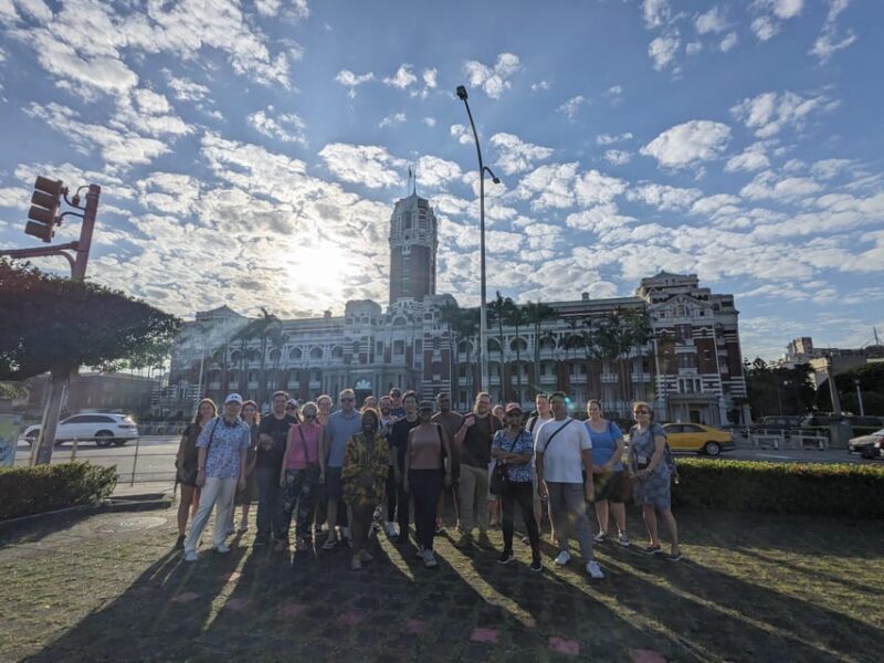 Taipei: Old Town Walking Tour - Tour Experience