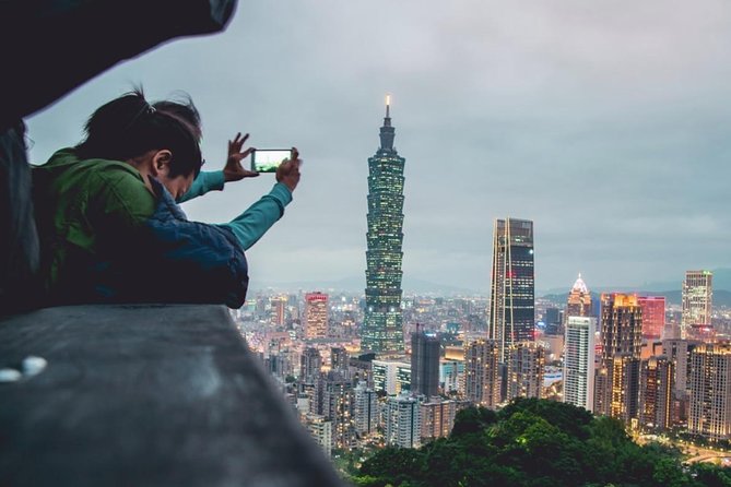 Taipei Private Car Charter Tour - Passenger Insurance and Fees