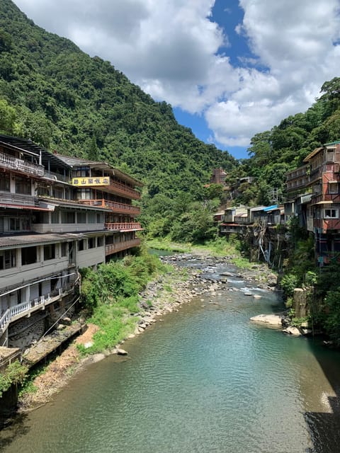 Taipei: Private Day Tour in Wulai With Benz Vito - Wulai Old Street