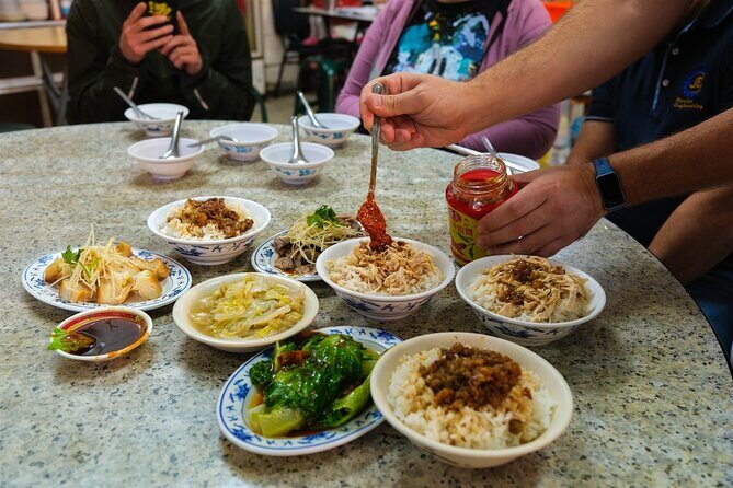 Taipei: Street Food Tour in Historic District, with 12+ Tasters - Who Should Consider This Tour?