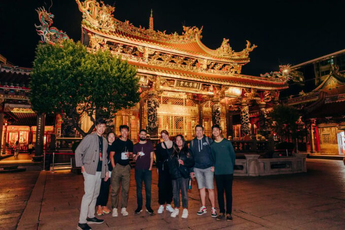 Taipeis Origin & Longshan Temple - Taiwan Cultural Tour - Tour Availability