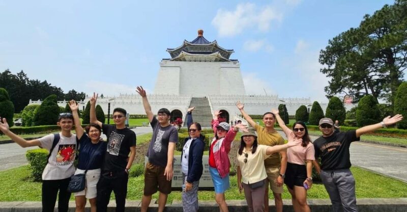Taiwan: 4 Days Taipei Package- Airport Transfer+ 2 Days Tour - Key Points