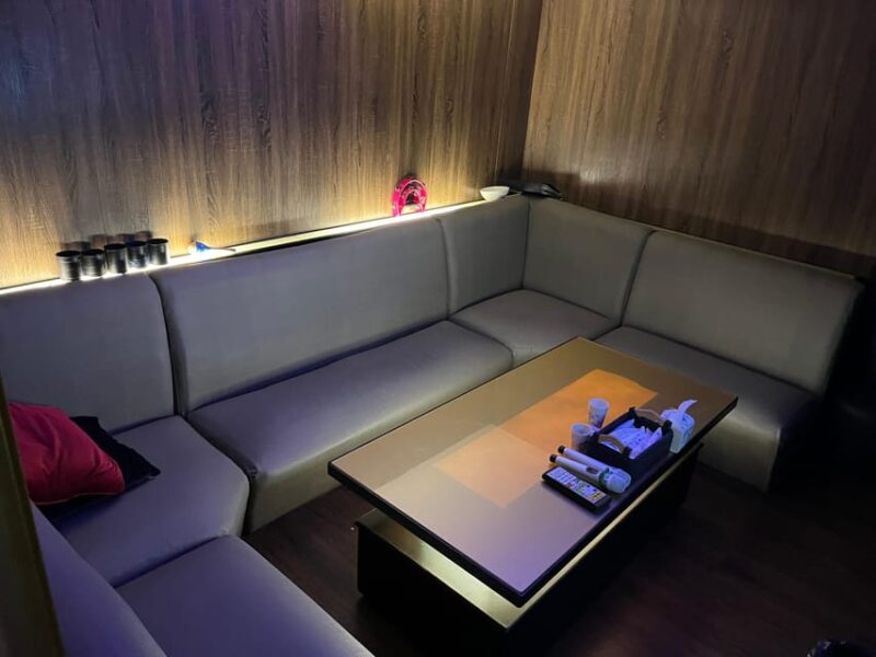 Taiwan Special Night Life Tour - Hostess Clubs 2 Hours - Experience Highlights