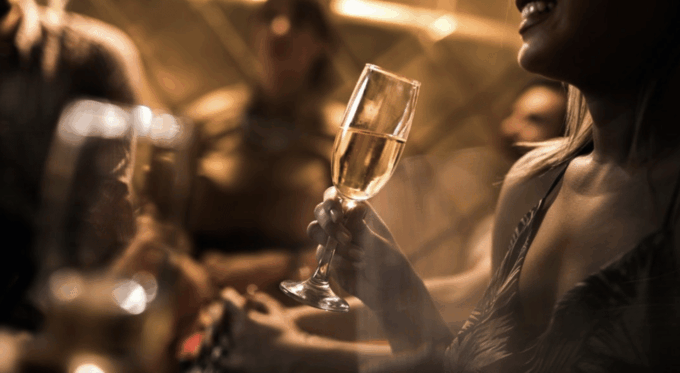 Taiwan Special Night Life Tour - Hostess Clubs 2 Hours - Taiwan Beer Included