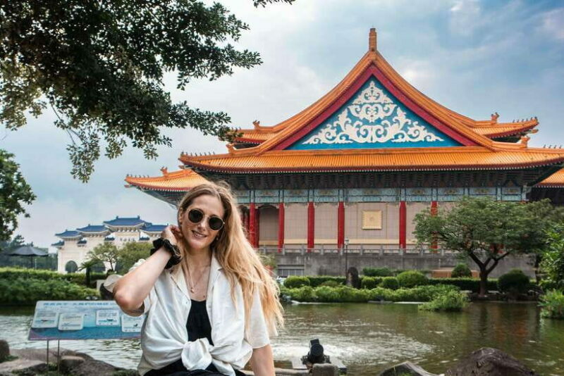 Taiwan Taipei: Private Photoshoot with Taiwan Photographer - The Cost and Value