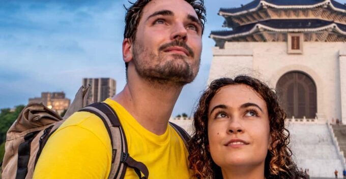 Taiwan Taipei: VIP Photo Session With a Local Photographer - Frequently Asked Questions
