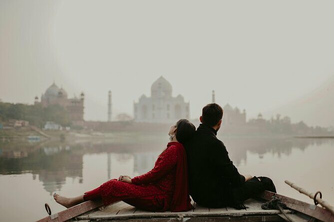 Taj Mahal Agra Fort and Fatehpur Sikri Guided City Tour - Key Points