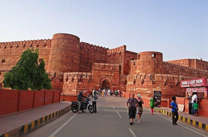 Taj Mahal Agra Fort and Fatehpur Sikri Guided City Tour - FAQs