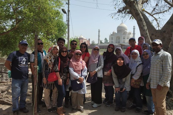 Taj Mahal and Agra Fort Group Tour by Superfast Train - Meeting and Pickup