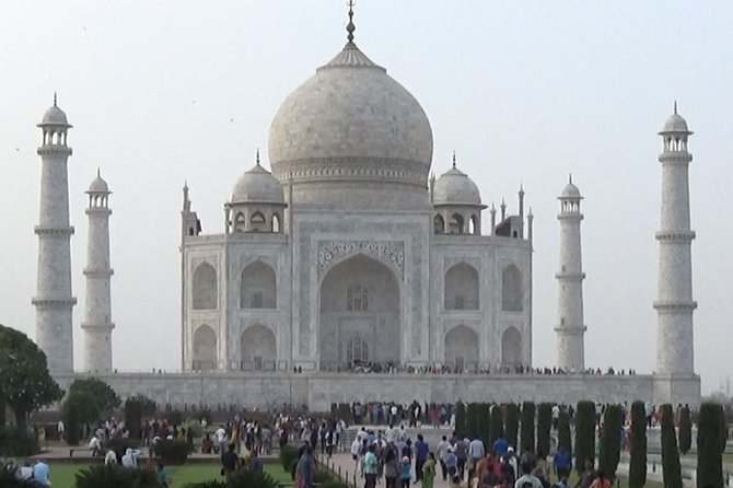 Taj Mahal by Superfast Train Gatimaan Express - Highlights of the Itinerary