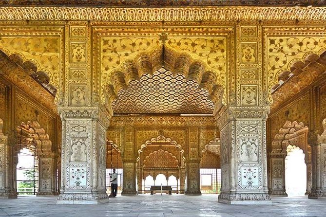 Taj Mahal Day Tour by Fastest Luxury Train From Delhi NCR - Highlights of the Taj Mahal