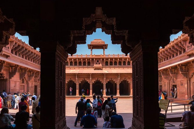 Taj Mahal Day Trip From Jaipur Ending in Delhi - Health Considerations