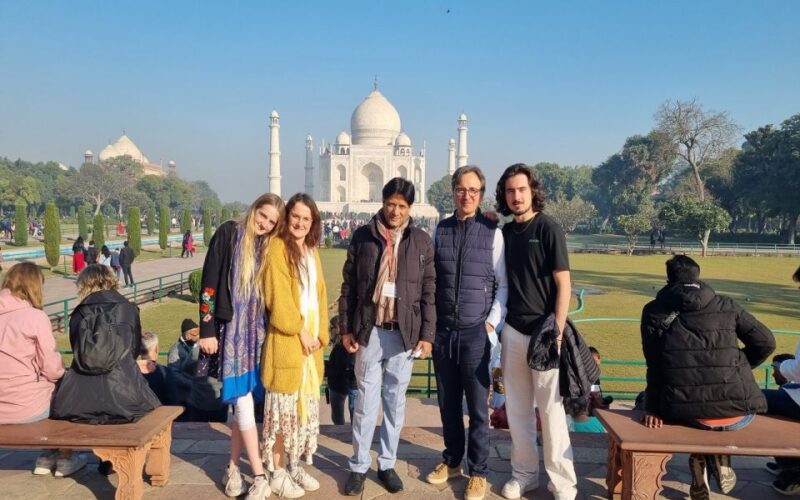 Taj Mahal Experience Guided Tour With Lunch at 5-Star Hotel - Tour Inclusions and Guide