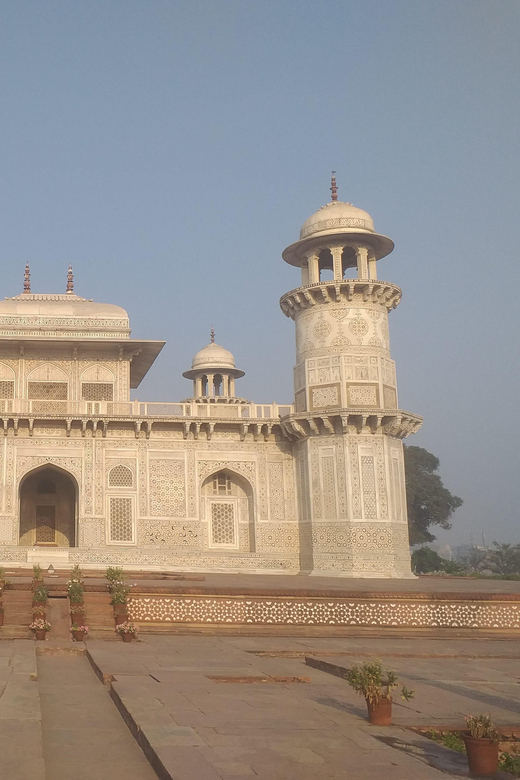 Taj Mahal Sunrise and Sunset Tour From Delhi With Sikri - Itinerary - Day 2