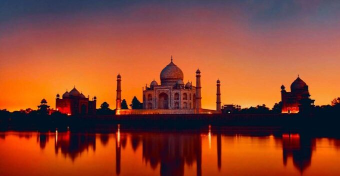 Taj Mahal Sunset View or Morning View Tour With Hotel Pickup - Private Group Option