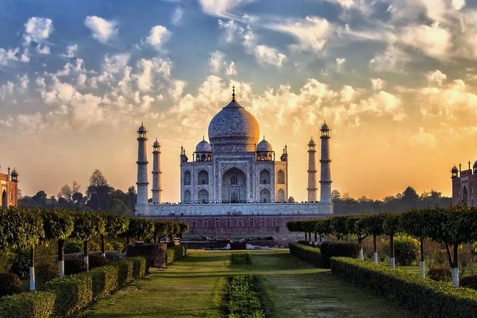 Taj Mahal Tour by Gatimaan Express From Delhi - Exploring the Monuments