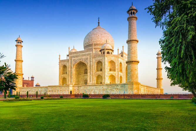 Taj Mahal Tour by Gatimaan Train/Rail All Inclusive - Inclusions and Exclusions