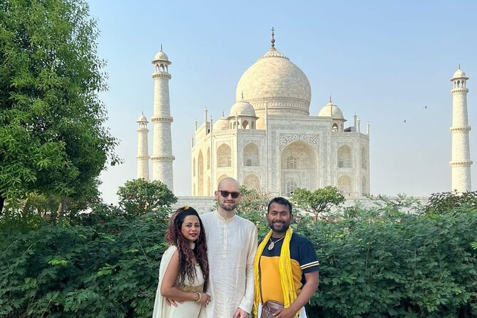 Taj Mahal Tour From Delhi by Car - Skip the Line Access - Private Tour Experience
