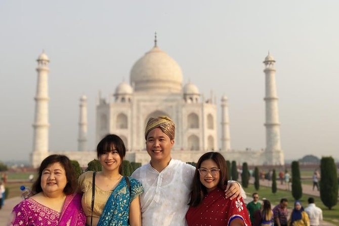 Taj Mahal Tour From Delhi With Lunch at 5 Star Hotel - Agra Fort Visit