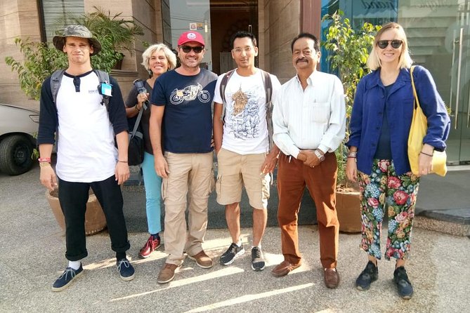 Taj Mahal Tour + Tiger Safari - Airport Transfers and Guides