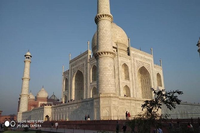 Taj Mahal With Haridwar & Rishikesh Best Holy Land Tour 6 Days - Meeting and Pickup