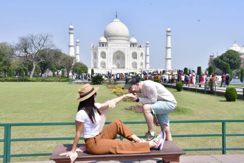 Taj Mahal With Professional Photoshoot - Inclusions and Services