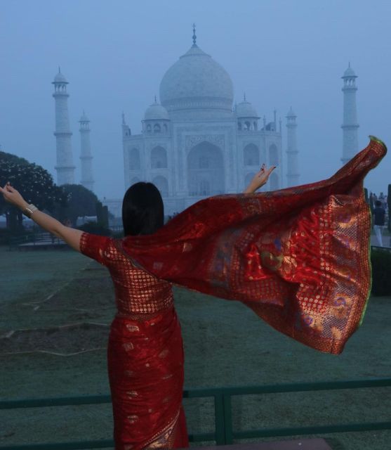 Taj Mahal With Professional Photoshoot - Guided Tour of Taj Mahal