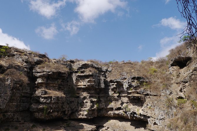 Takamul Travel Mountain Tour - Darbat Valley, Jebel Samhan, Sinkholes, Baobabs - Tour Overview