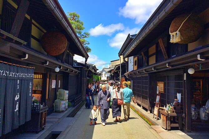 Takayama Arts & Crafts Local Culture Private Tour With Government-Licensed Guide - Additional Tour Information