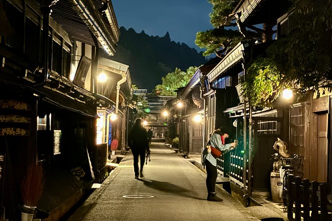 Takayama Private Night Guided Tour - Tour Characteristics