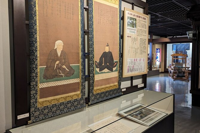 Takayama to Gujo Hachiman, History Traditions and Crafts - Accessibility and Participation